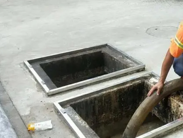 黄竹镇化粪池清理