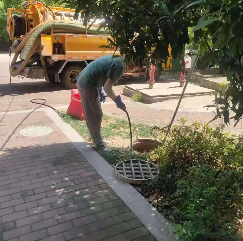 黄竹镇市政排污管道清淤疏通——专业团队,让您全程省心!